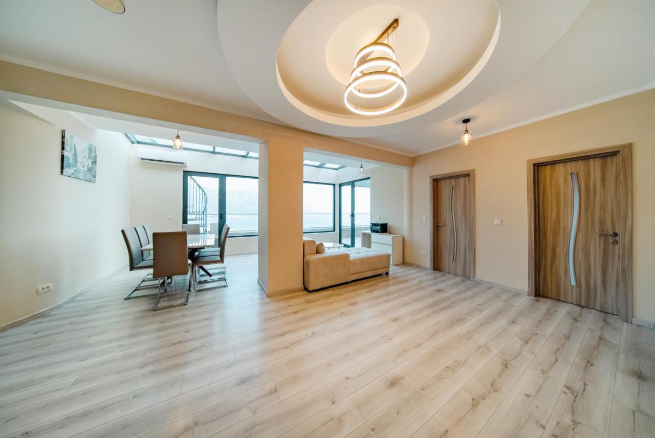 Budva Gate Penthouse Exterior photo