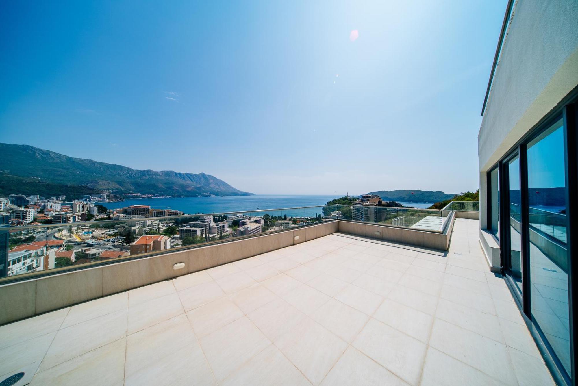 Budva Gate Penthouse Exterior photo