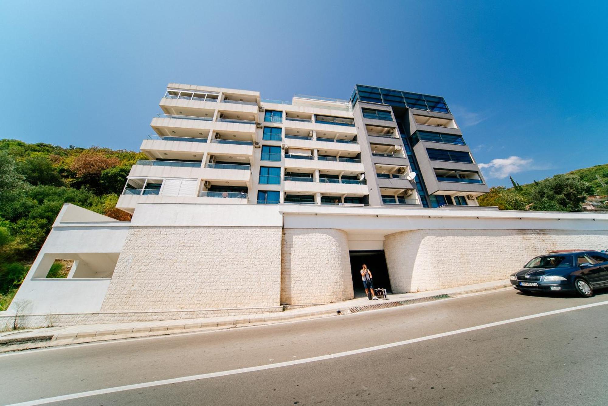 Budva Gate Penthouse Exterior photo